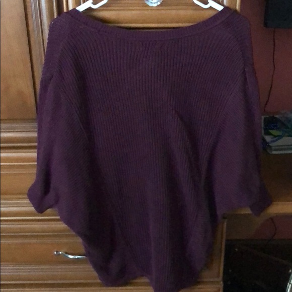 Express sweater - Picture 3 of 3